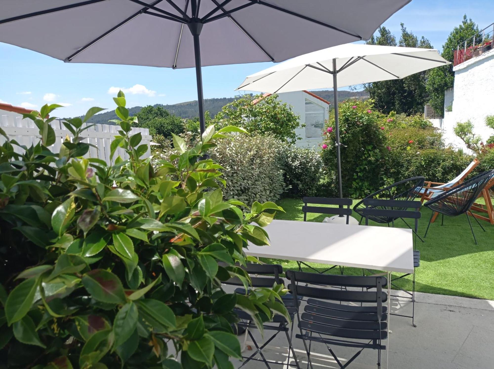 Casas Turisticas Lar Jardin - Parking Privado Santiago de Compostela Bagian luar foto