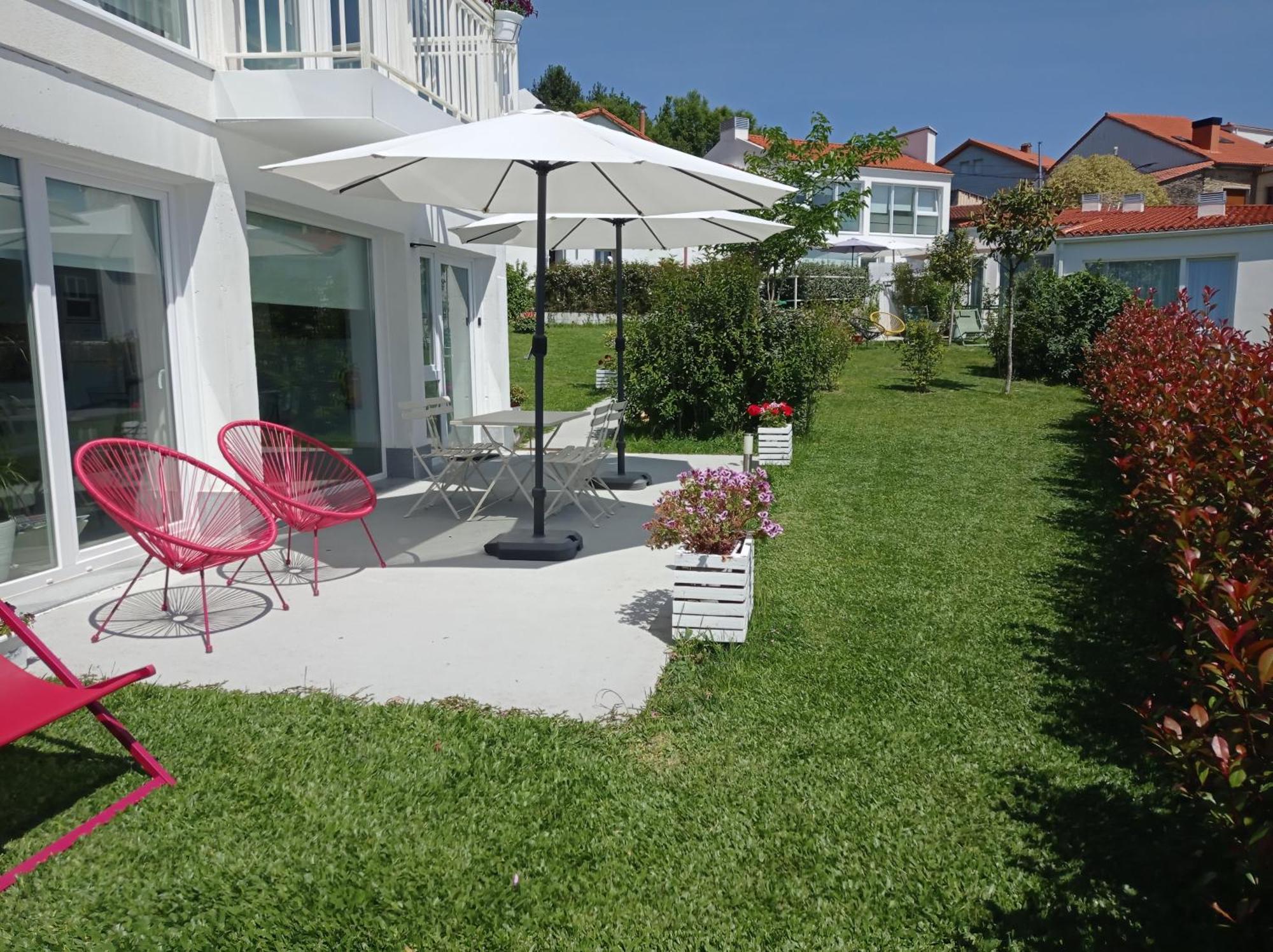 Casas Turisticas Lar Jardin - Parking Privado Santiago de Compostela Bagian luar foto